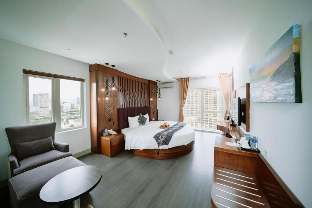 Изображение Tgt Da Nang Beach Hotel 4*