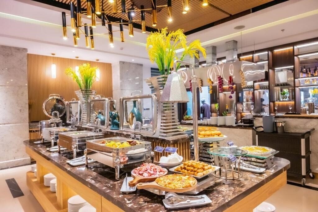 Zdjęcie Canvas Danang Beach Hotel 4*