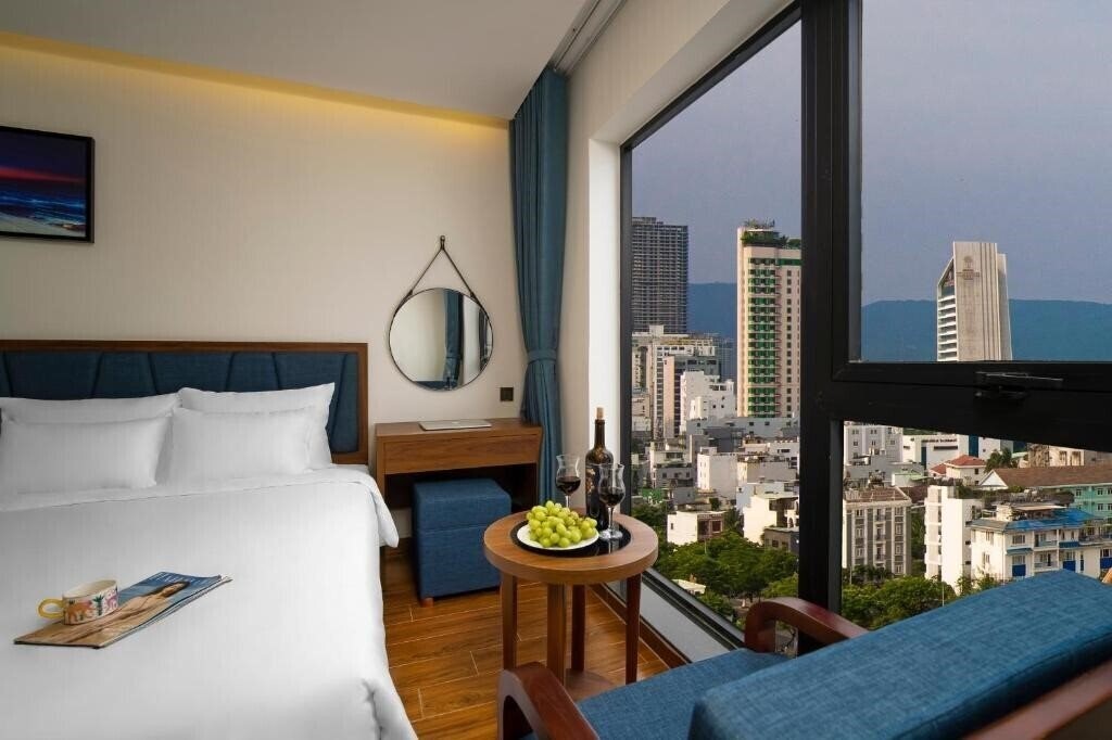 Отель Ruby Star Danang 4*