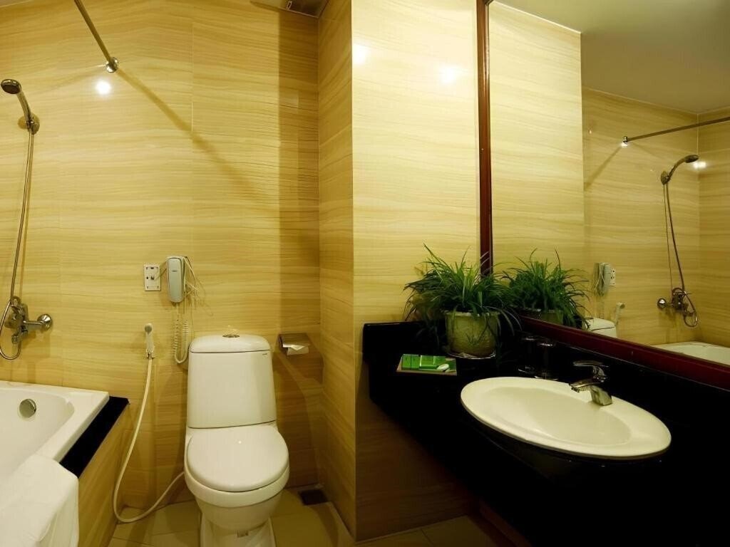 Фотография Bamboo Green Central 3*