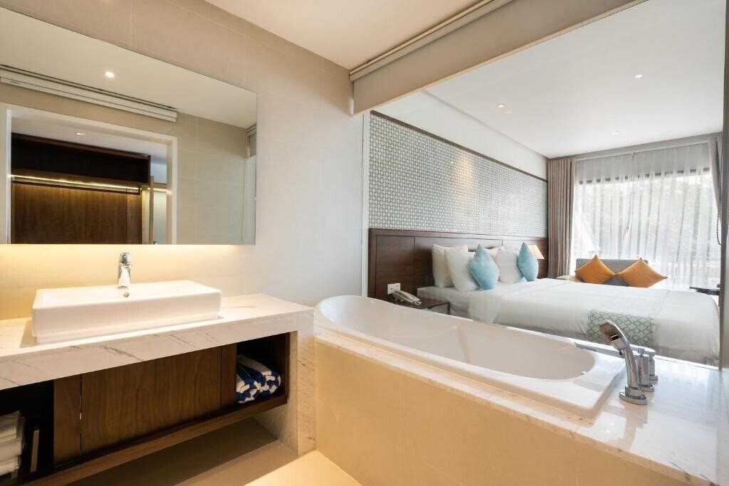 Фотография Hoang Ngoc Beach 4*