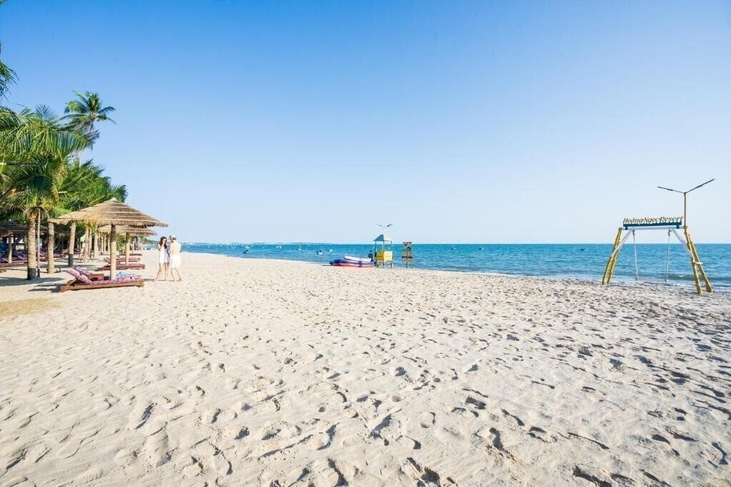 Картинка Hoang Ngoc Beach 4*