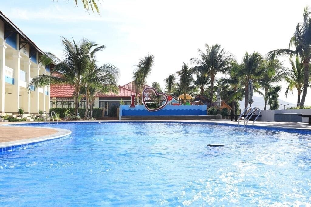 Hotel Hon Rom 2 Resort 2*