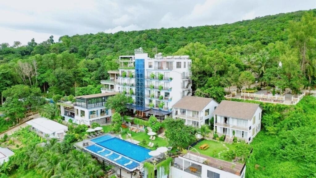 Hotel Tom Hill Resort & SPA 3*