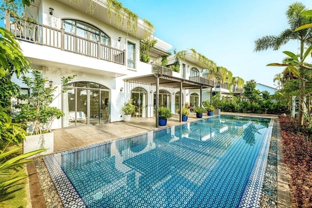 Готель Sunset Sanato Resort & Villas 4*