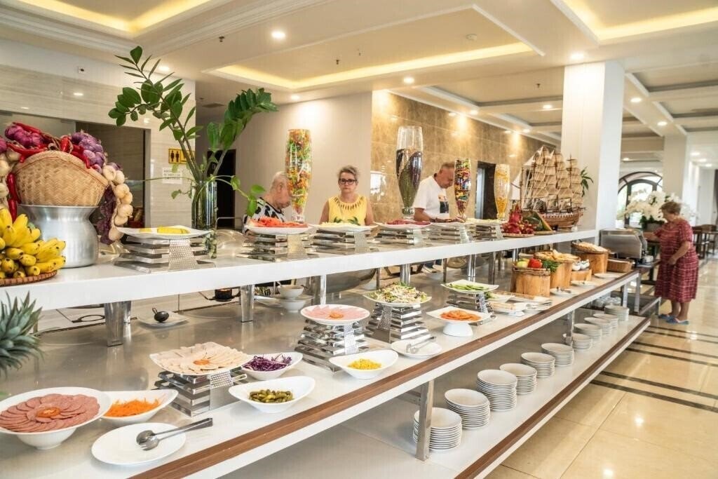 Фотографія The Maris Beach Hotel (ex. The May Hotel Phu Quoc) 4*