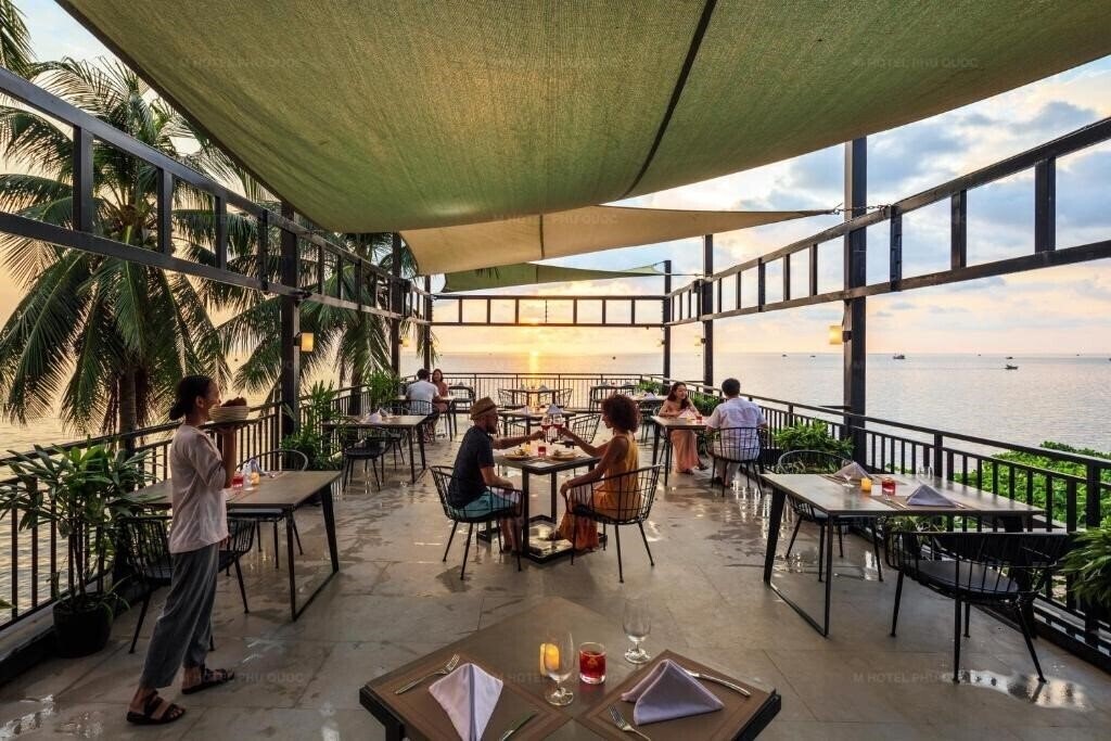 Фотография M Hotel Phu Quoc 3*