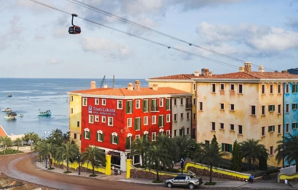 Отель Times Corner Sorrento Boutique 2*