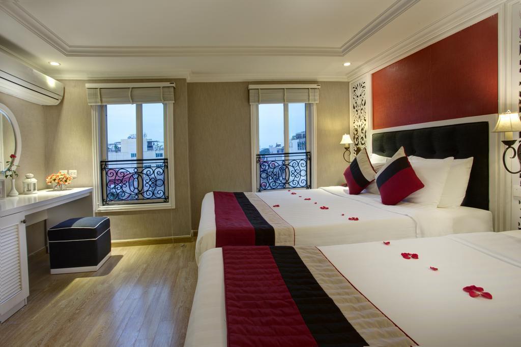 Готель Oriental Central Hotel 3*