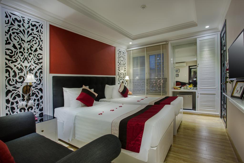 Зображення Oriental Central Hotel 3*