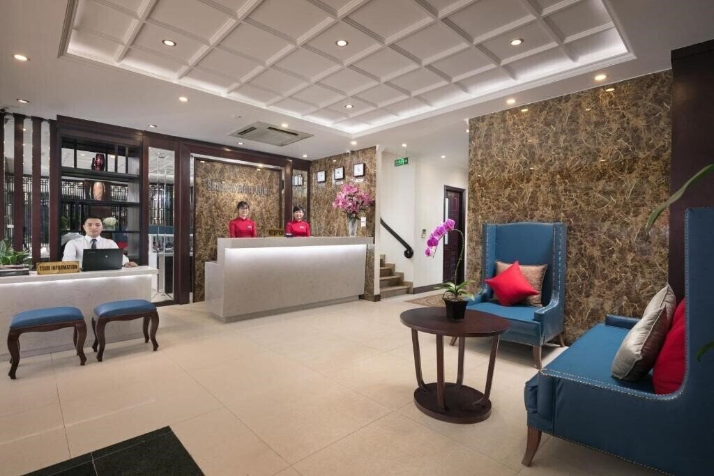 Фото Serene Boutique Hotel (ex. Hanoi Legacy Bat Su) 3*
