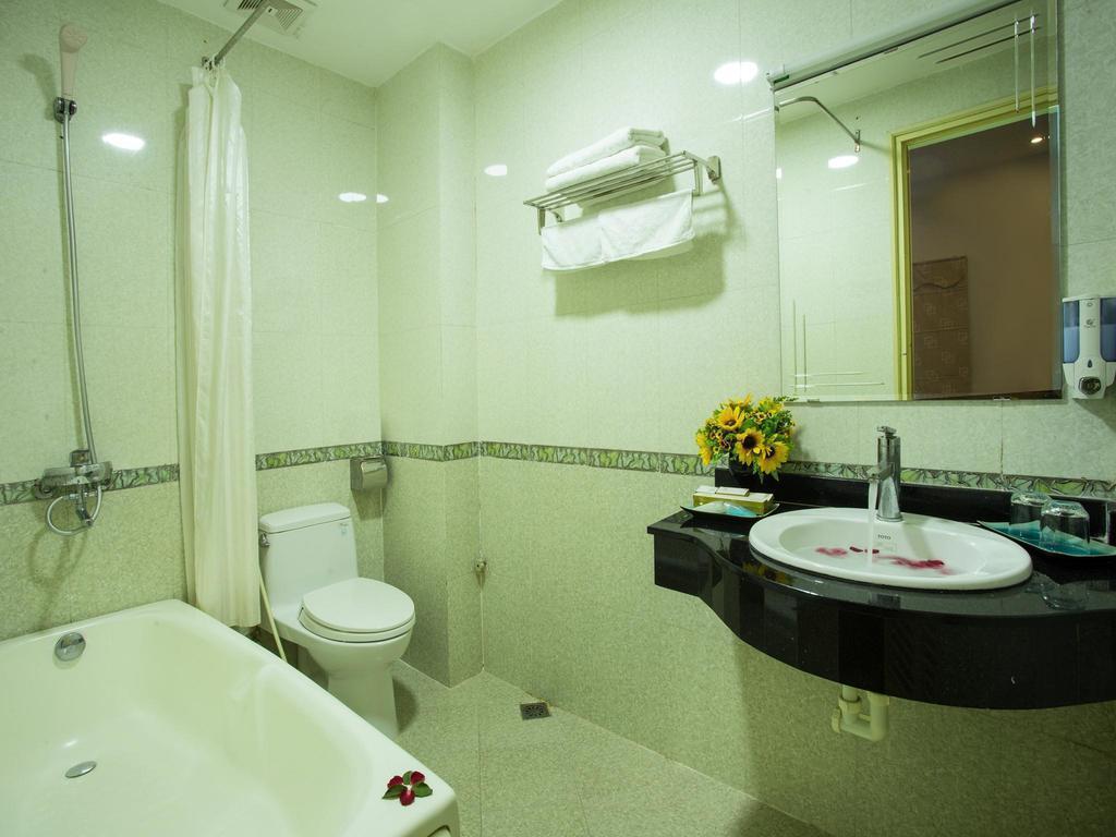 Фото Tu Linh Legend Hotel 3*