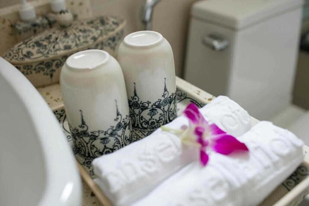 Zdjęcie Bonsella Hotel 3*