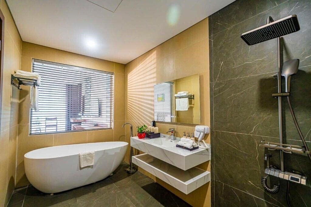Фото Hoang Son Peace Hotel 3*