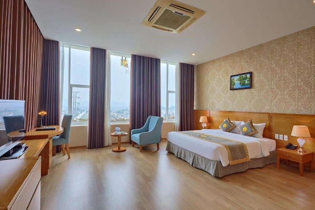 Фотографія Hoang Son Peace Hotel 3*