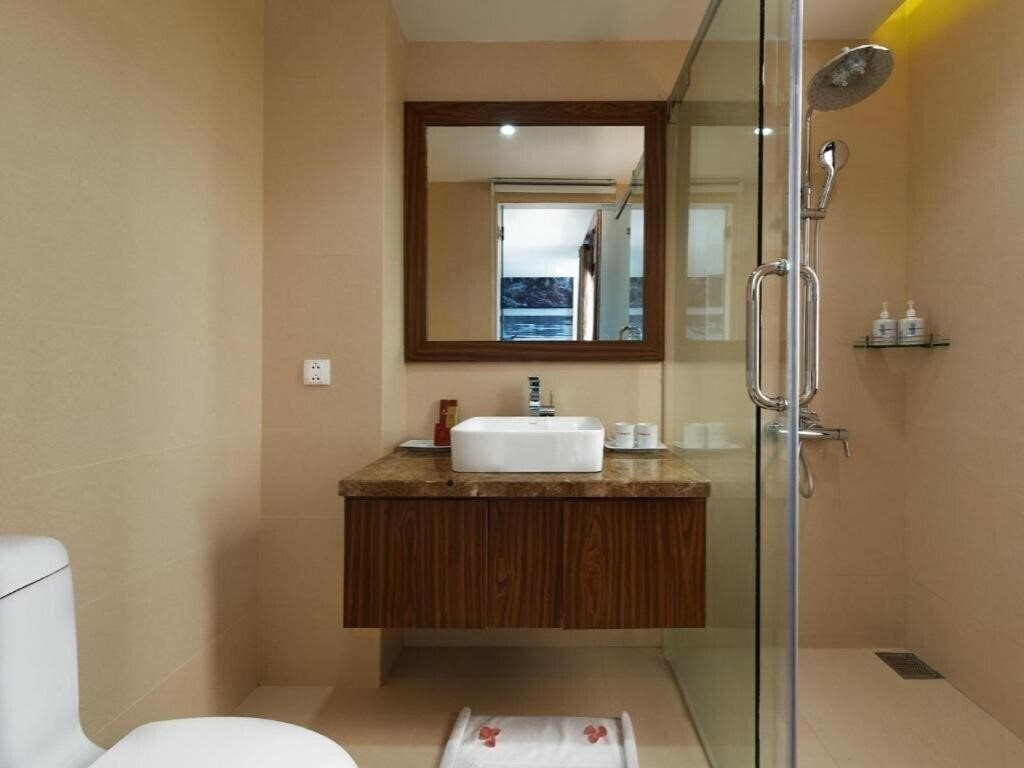 Zdjęcie Vinh Hung 2 3*