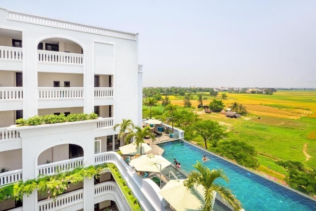 Отель Lasenta Boutique Hotel Hoi An 4*