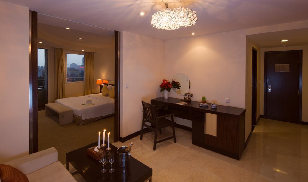 Zdjęcie Palace Hotel Saigon 4*