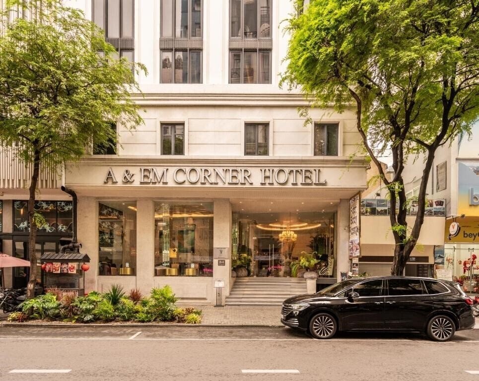 Hotel A&EM Saigon Hotel (ex. A & Em Corner) 4*