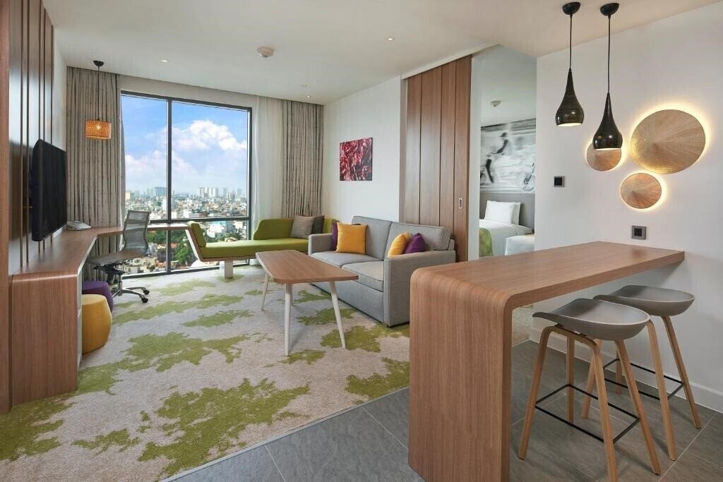 Изображение Holiday Inn & Suite Saigon Airport 5*