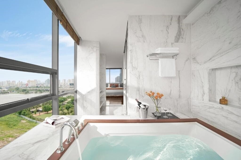 Zdjęcie Oakwood Apartments Ho Chi Minh City 3*