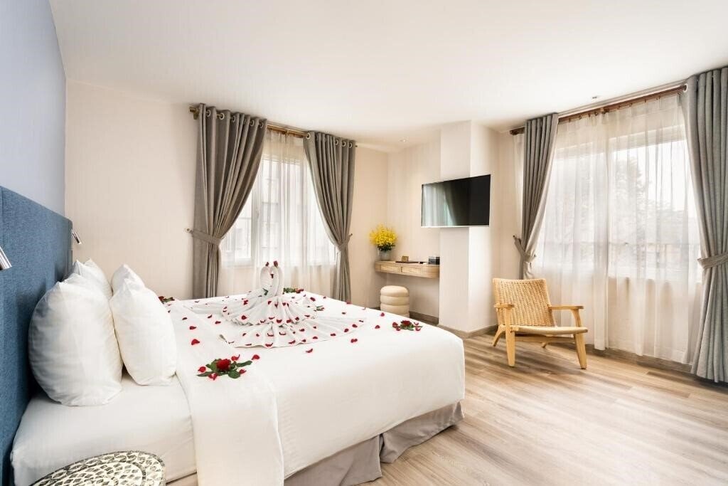 Zdjęcie Jovia Hotel Saigon 3*