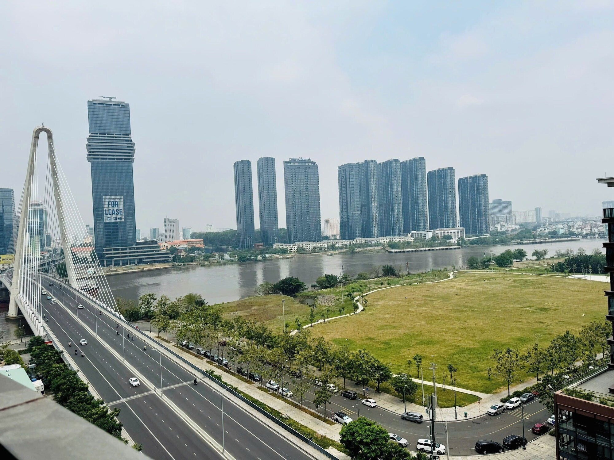Zdjęcie Bluesky Opera Luxury Ho Chi Minh City 5*
