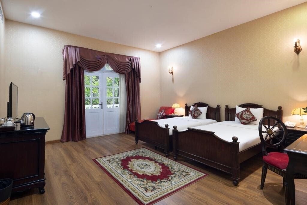 Изображение Hidden Mansions Saigon Resort 4*
