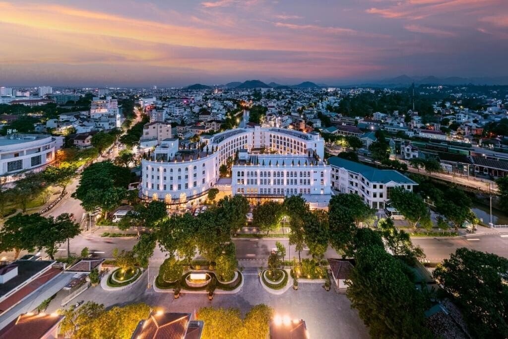 Zdjęcie Silk Path Grand Hue Hotel 3*