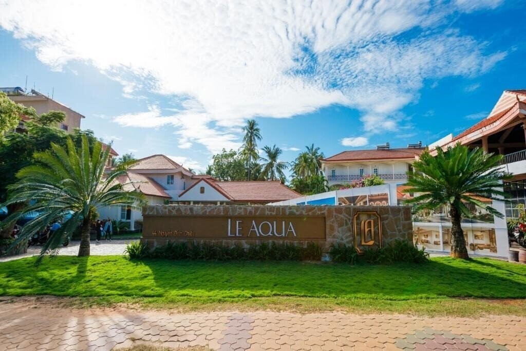 Готель Le Aqua Resort & SPA Phan Thiet (ex. Swiss Village Resort & SPA) 4*