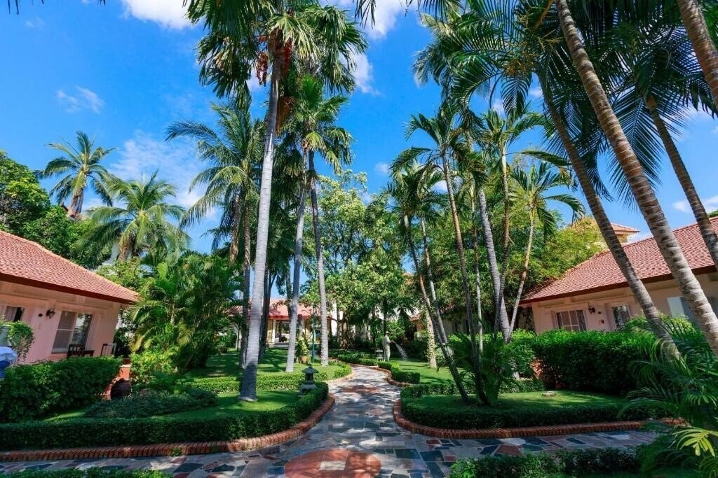 Фотографія Le Aqua Resort & SPA Phan Thiet (ex. Swiss Village Resort & SPA) 4*