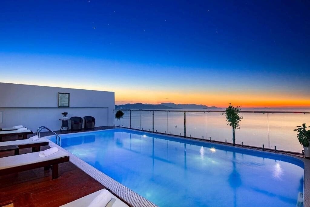 Готель Paris Nha Trang Hotel 3*