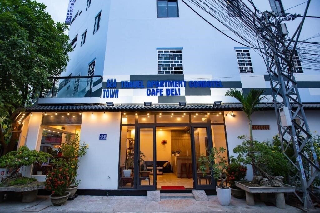 Hotel Sea Town Apartment 2*