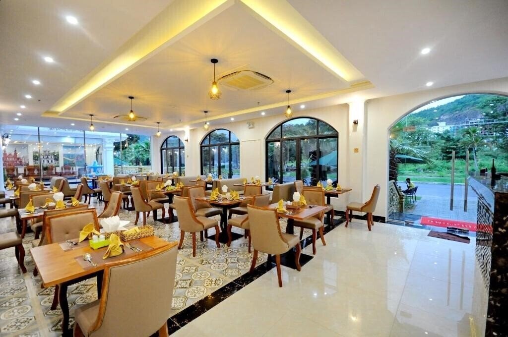 Zdjęcie Crown Nguyen Hoang Hotel 3*
