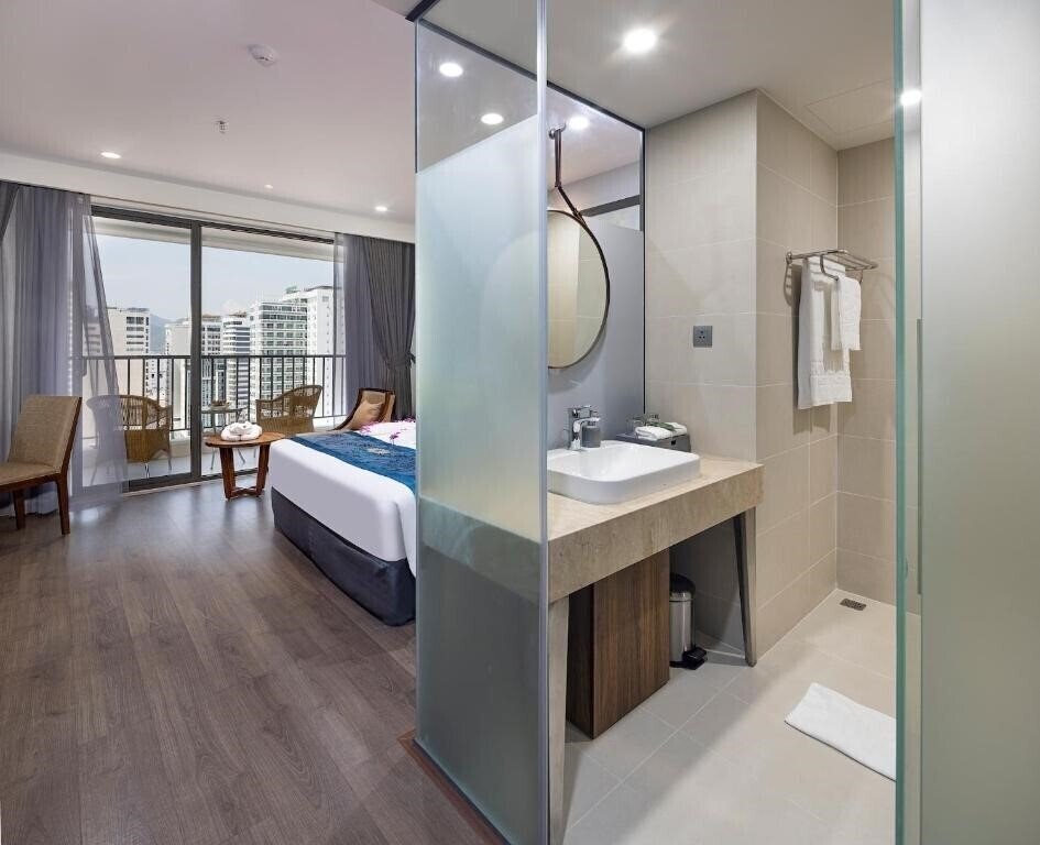 Zdjęcie Gonsala Hotel Nha Trang 4*