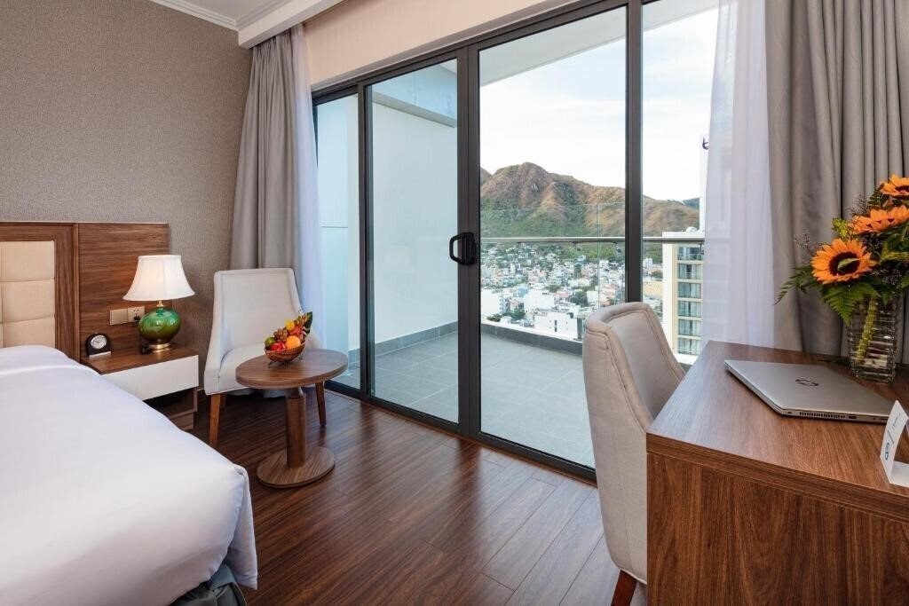 Zdjęcie Nha Trang Horizon Hotel 5*