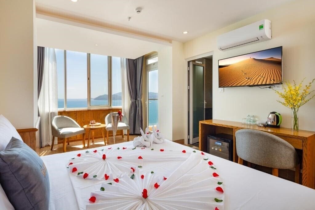 Готель Glory Hotel Nha Trang 3*