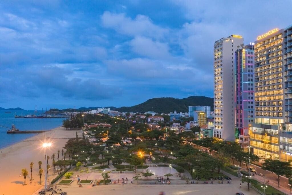 Готель Grand Gosia Hotel 4*