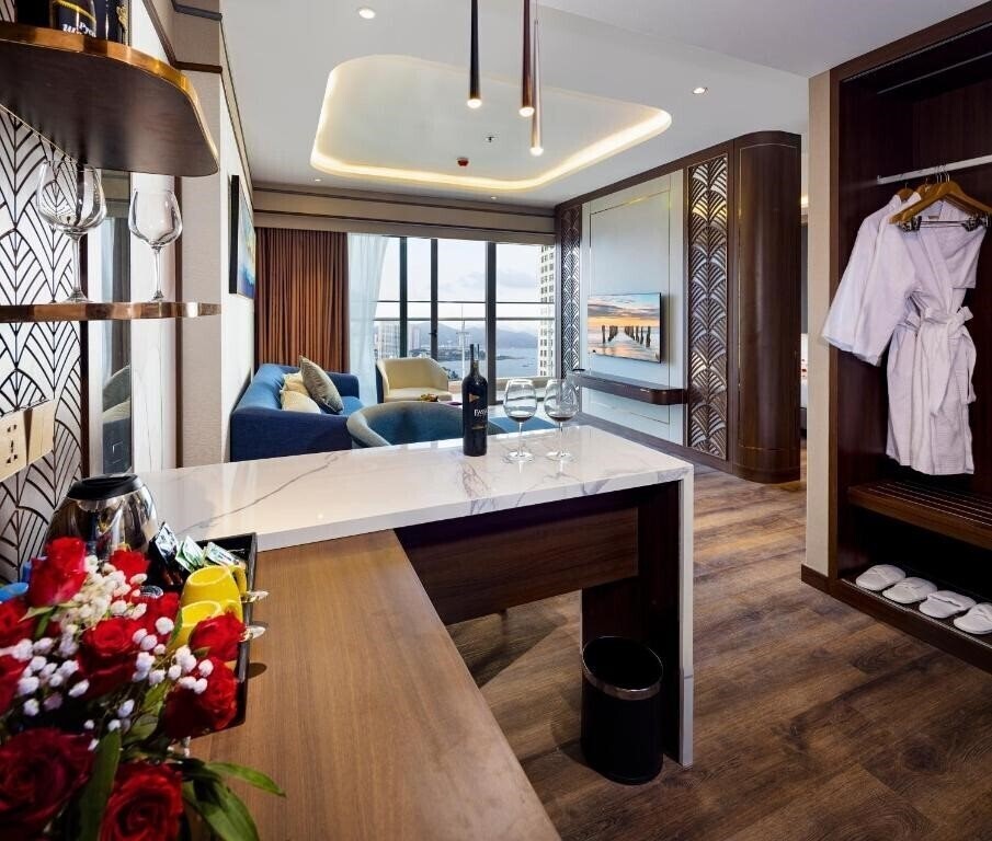 Изображение Annova Hotel Nha Trang 5*