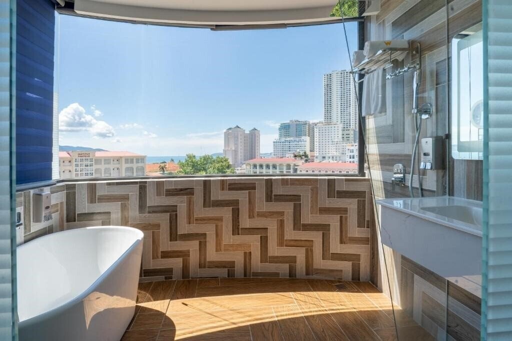 Фото W Premium Nha Trang 4*