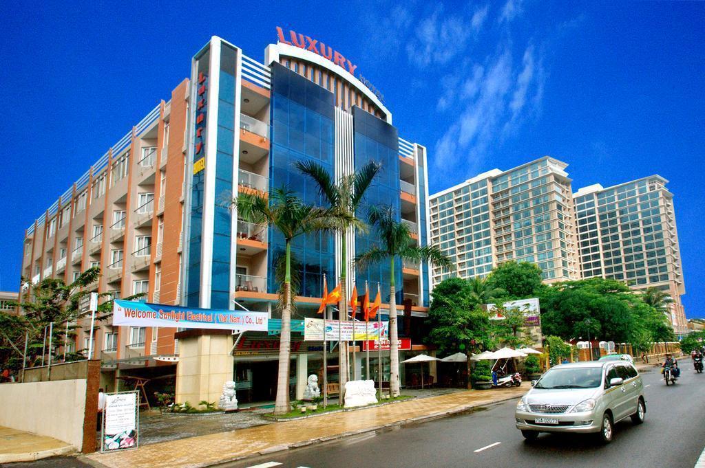 Отель Luxury Nha Trang Hotel 3*