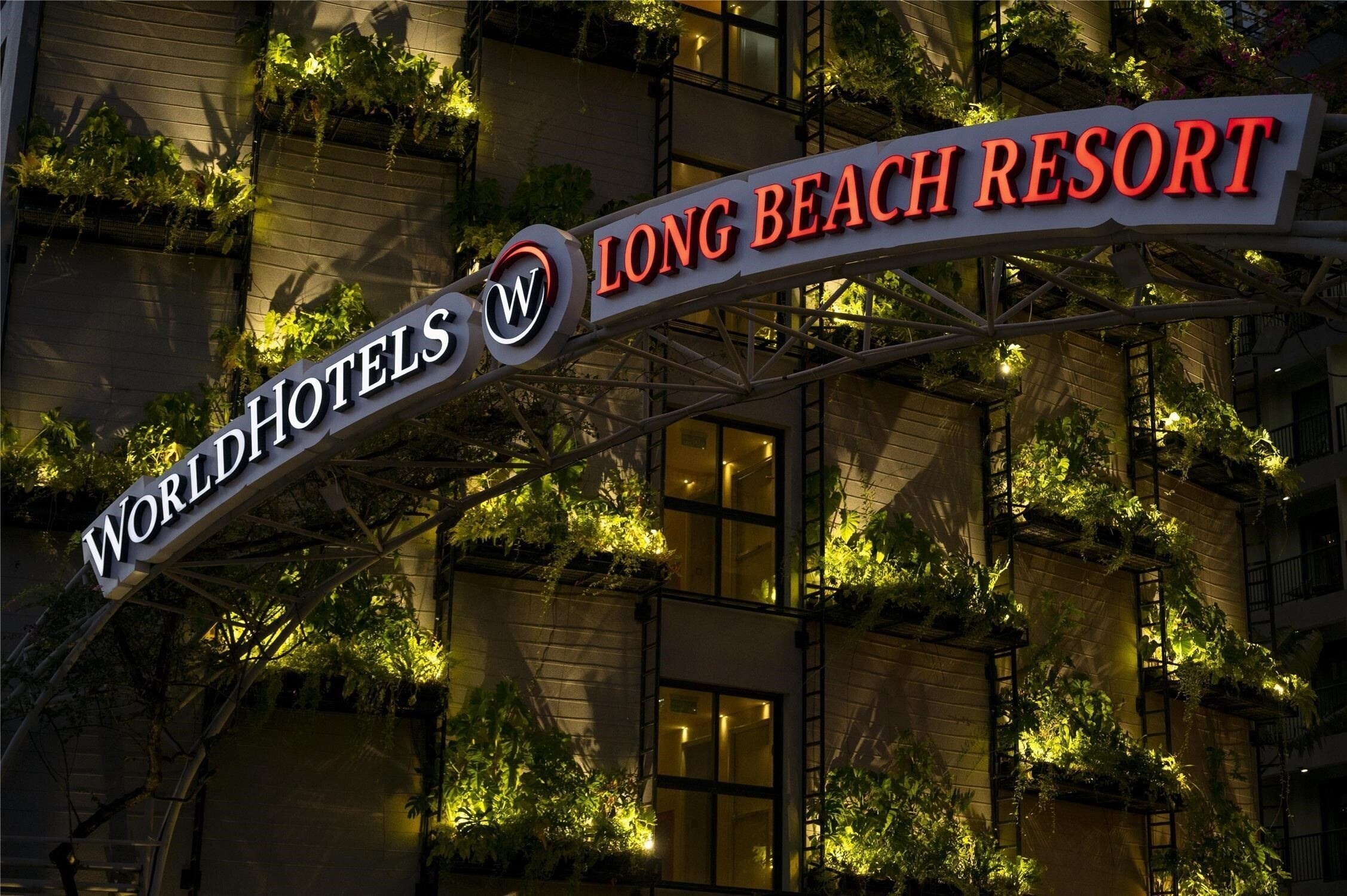 Фотография WorldHotels Long Beach Resort Phu Quoc (ex. Long Beach Resort Phu Quoc) 4*