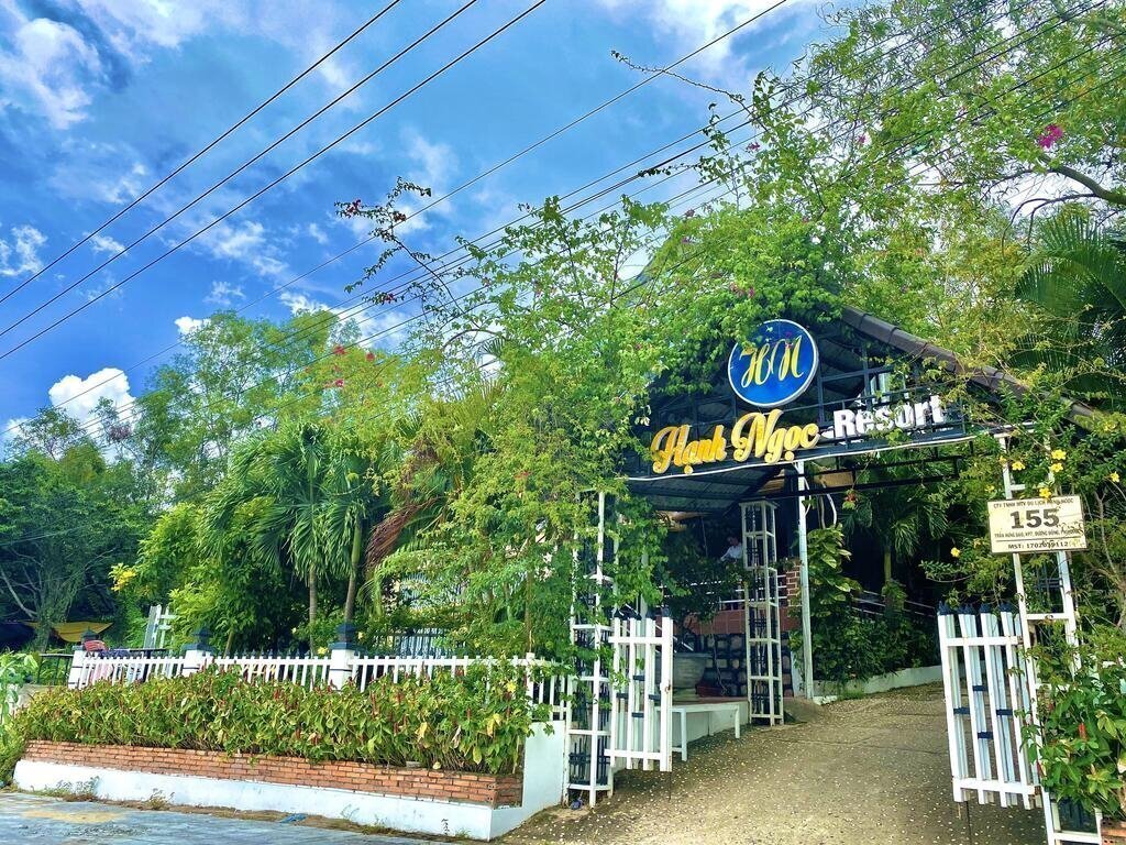 Hotel Hanh Ngoc Bungalow 2*