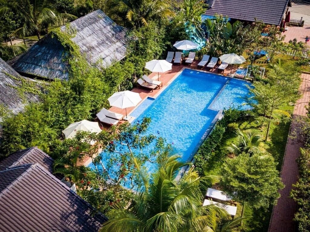 Готель La Casa Resort Phu Quoc (ex. La Casa Resort) 3*