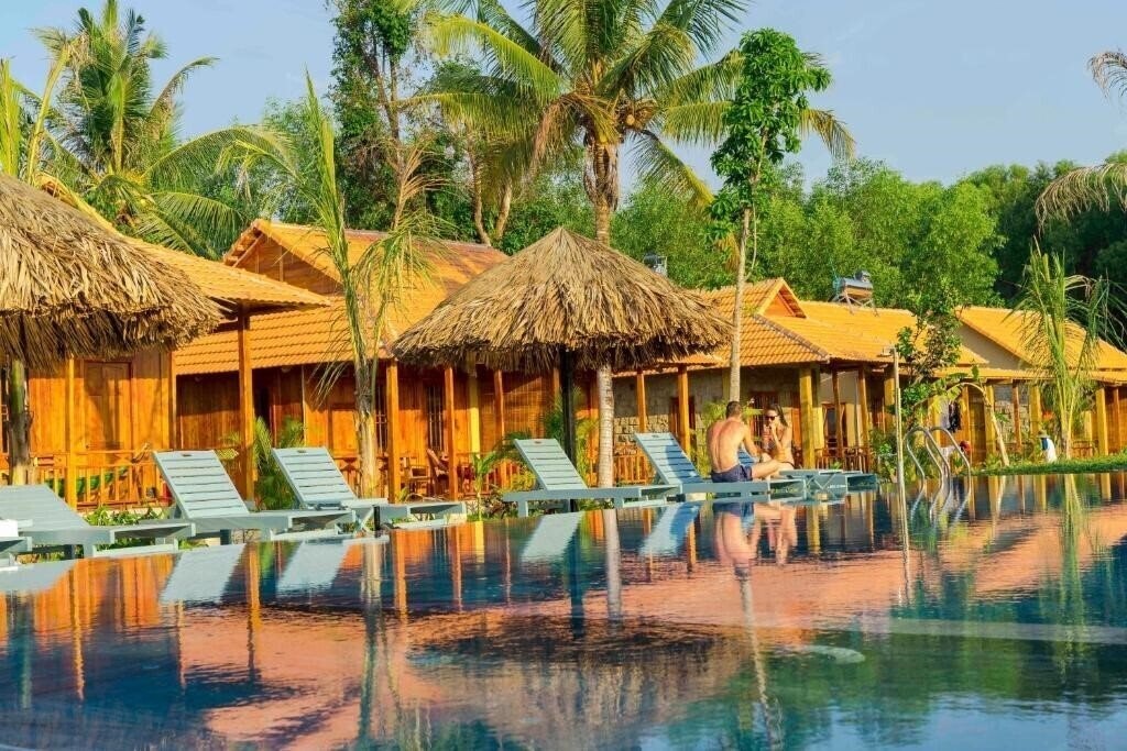 Отель Island Lodge 3*