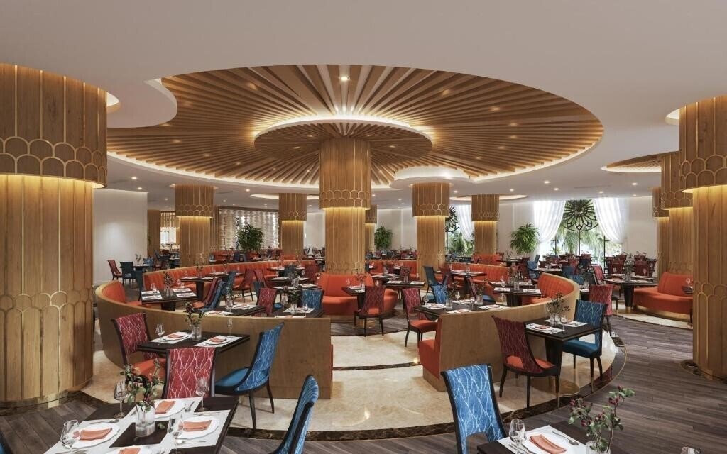 Фотографія Vinpearl Holiday Fiesta 5*