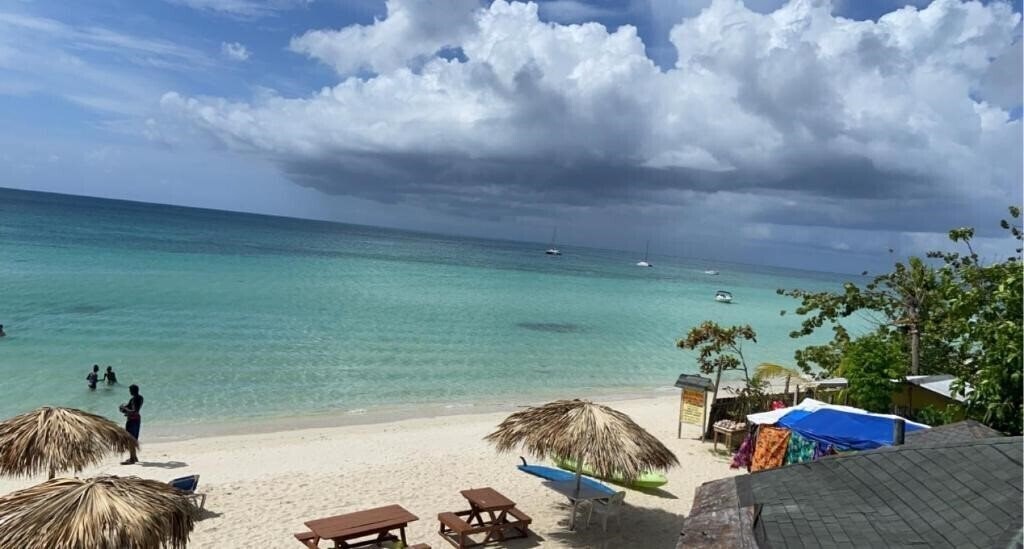 Картинка Funholiday Beach Resort 3*