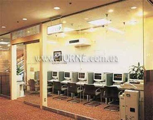 Готель Crowne Plaza Metropolitan 4*