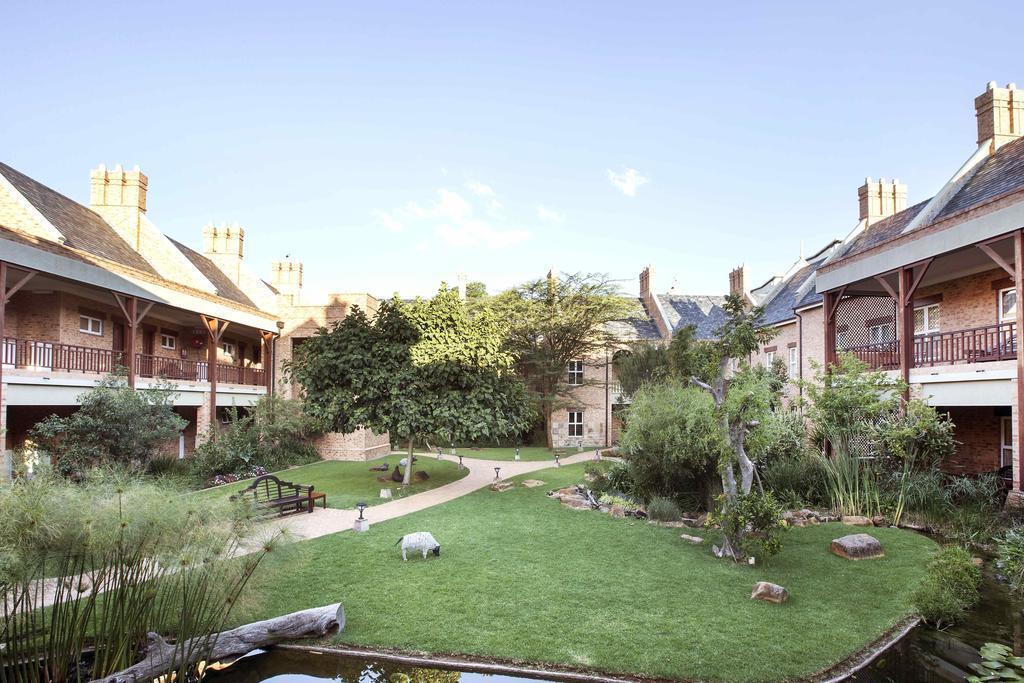 Готель Faircity Quatermain Hotel 4*