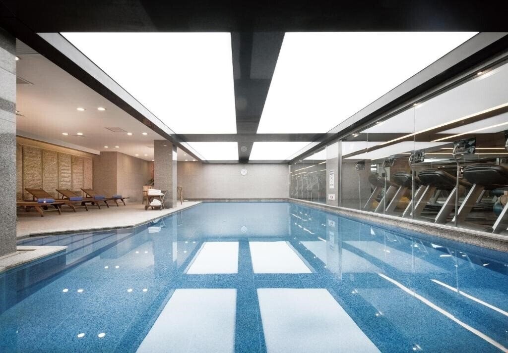 Фото Fraser Place 3*